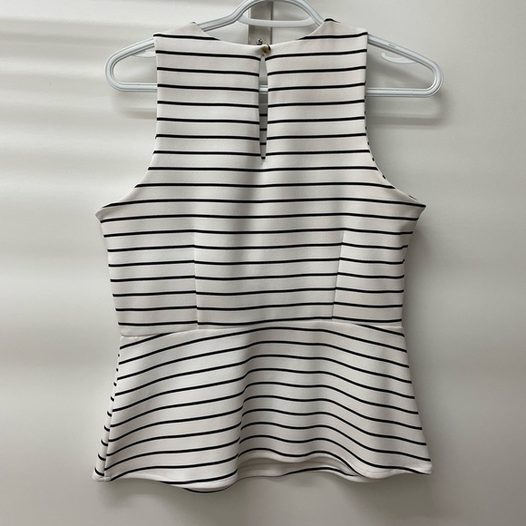 RW&CO peplum top M - Picture 2 of 4